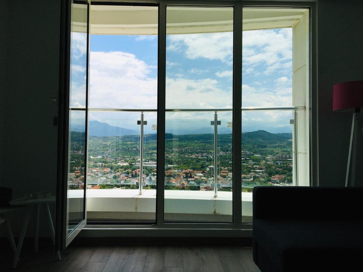 Mdm Sky Apartments Skopje Esterno foto