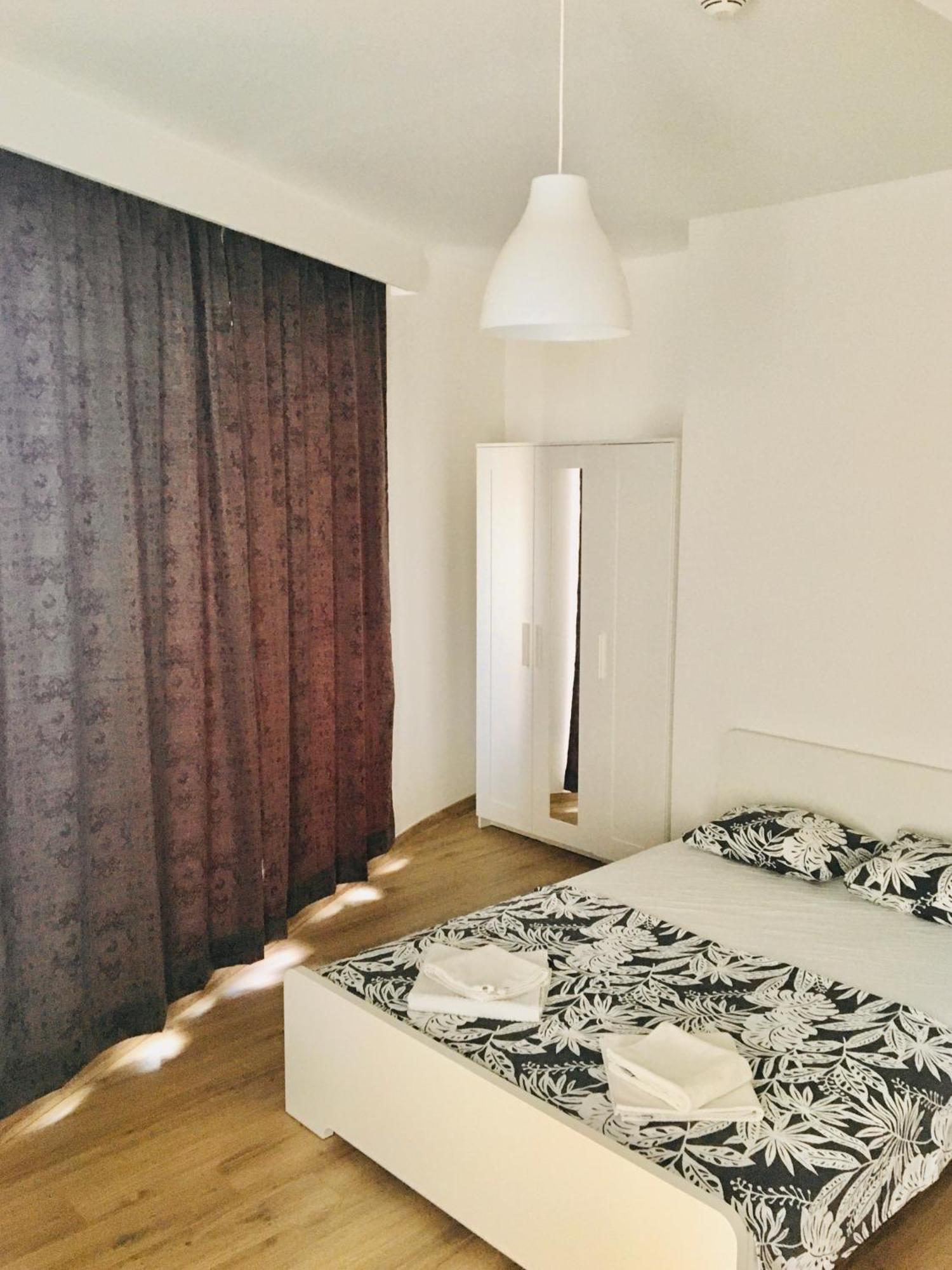 Mdm Sky Apartments Skopje Esterno foto