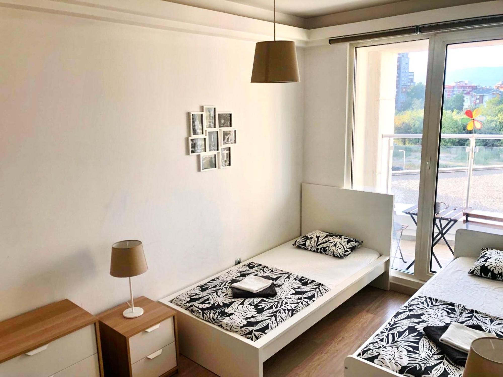 Mdm Sky Apartments Skopje Esterno foto
