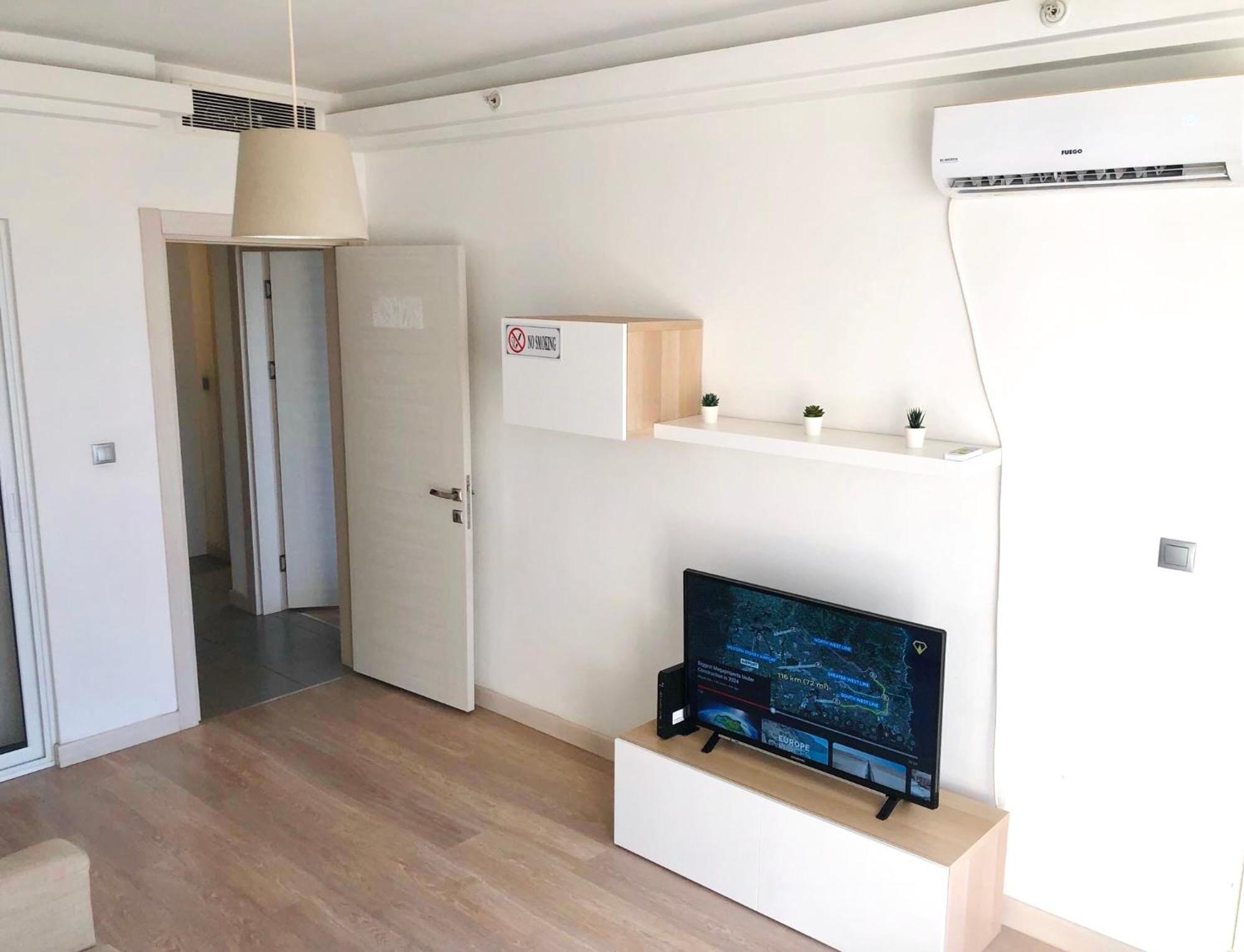 Mdm Sky Apartments Skopje Esterno foto